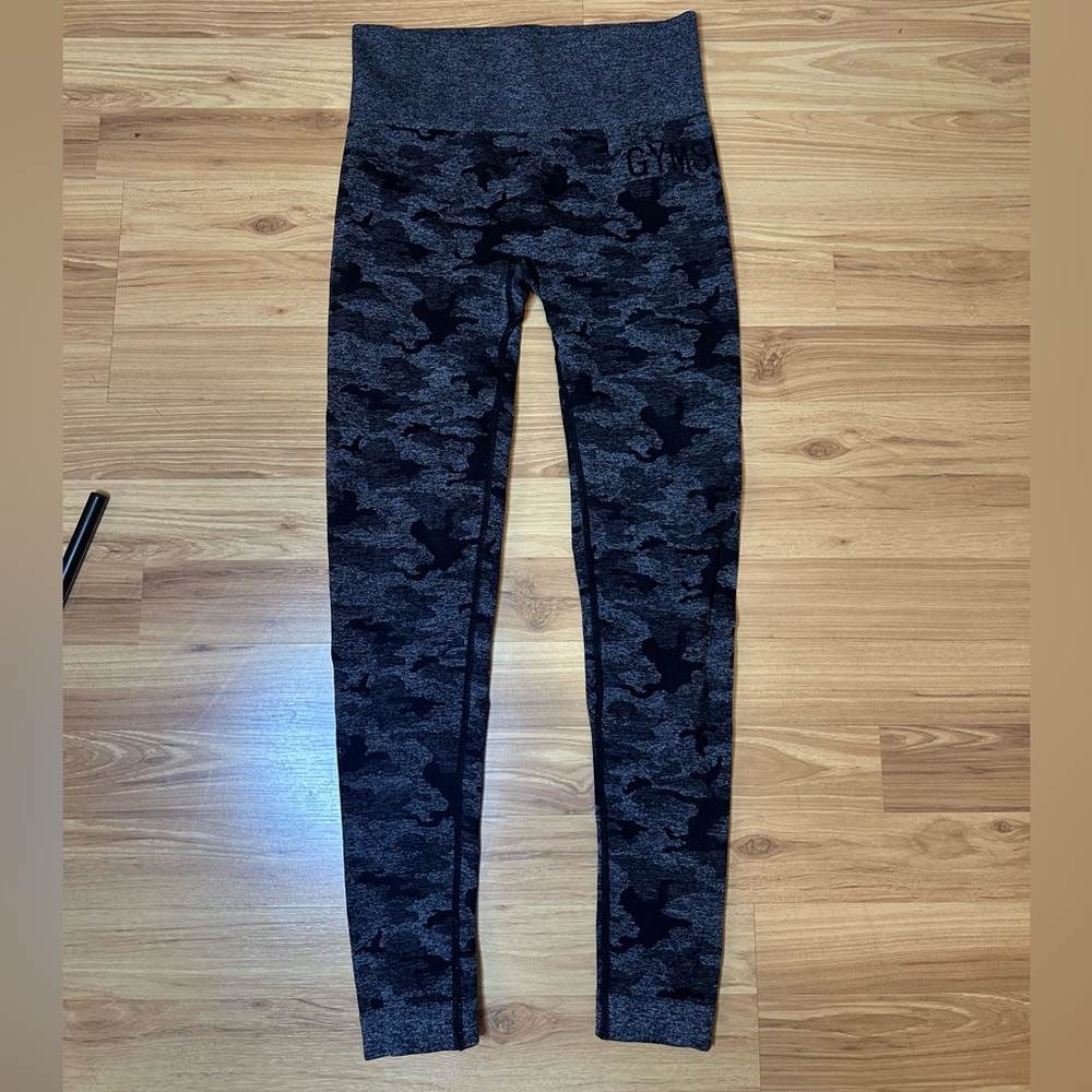 Gymshark Black and Gray Adapt Camo Seamless Ribbed Leggings